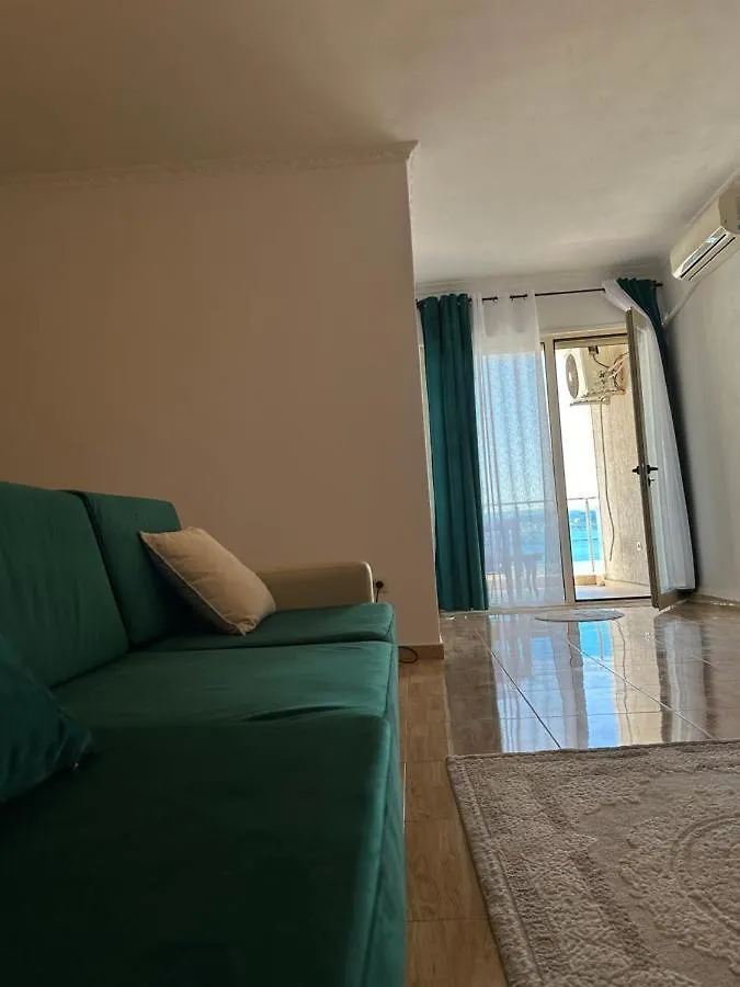 Beach Front Superior Apartment Durrës